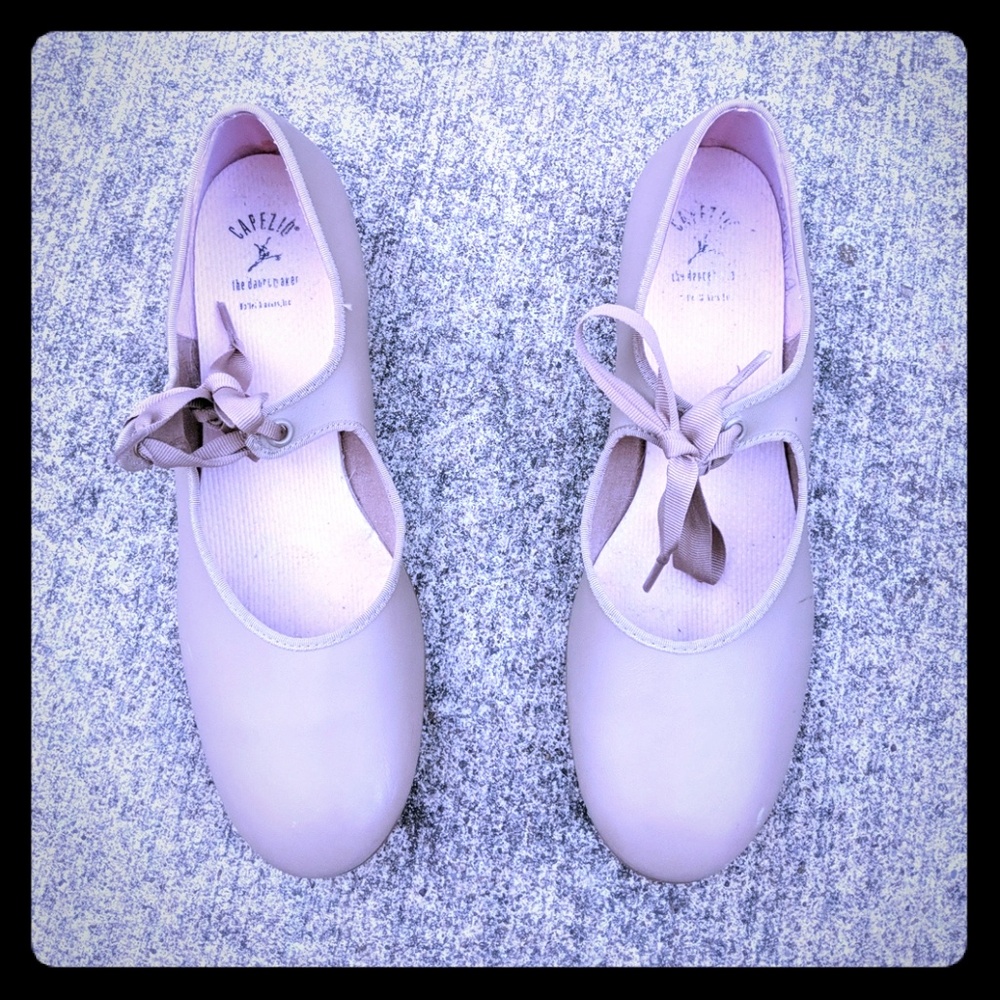 Capezio tap dance shoes beige tan 9